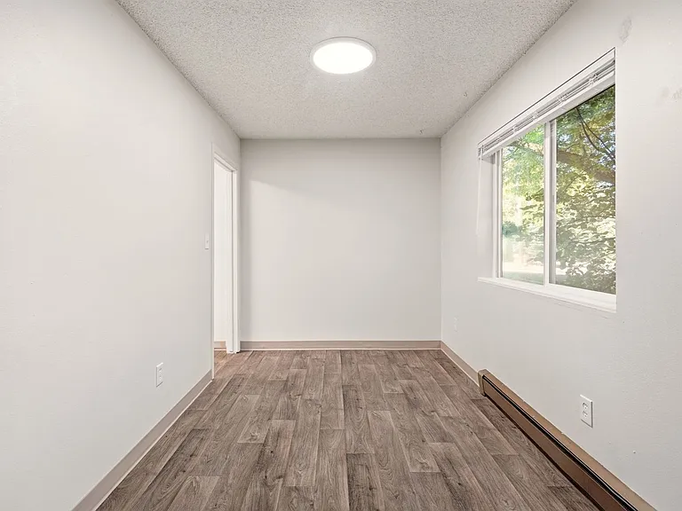 3102 E 27th Ave — Photo 32