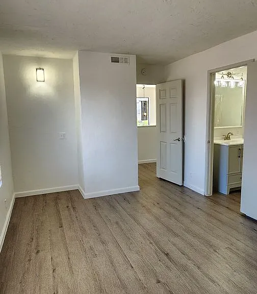 664 I Ave — Photo 18