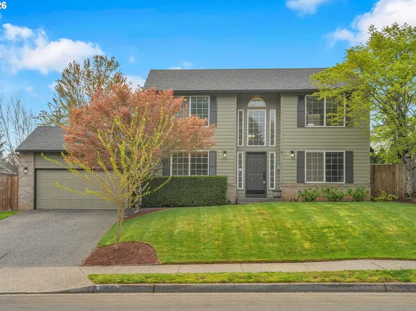 20040 Torrey Pines Dr, Oregon City, OR 97045