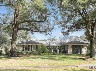 3033 Torrance Dr, Baton Rouge, LA 70809