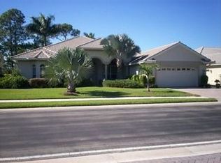 8479 Gleneagle Way, Naples, FL 34120