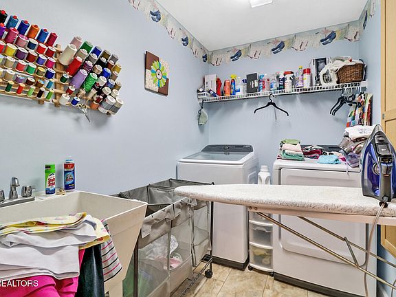 23rd image of 281 Hatler Rd