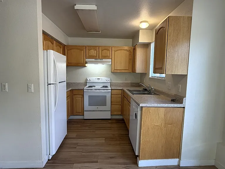 6675 S Lemay Ave #H4 — Photo 6