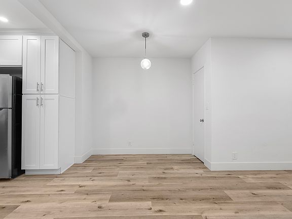 3rd image of 4016 Palmwood Dr APT 1