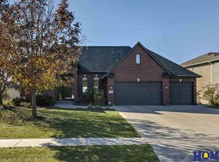 2554 Wilderness Ridge Cir, Lincoln, NE 68512