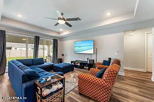 93 Felasco Way — Photo 10