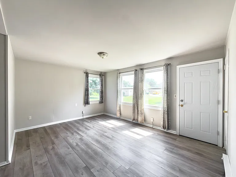 228 Hollingsworth Mnr #228 — Photo 6
