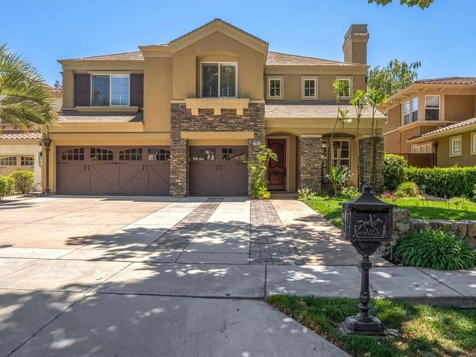 1st image of 708 Iris Gardens Ct