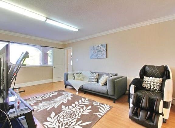 4th image of 7222 Pandora St