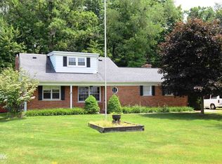 47868 Sonnett Dr, Macomb, MI 48042