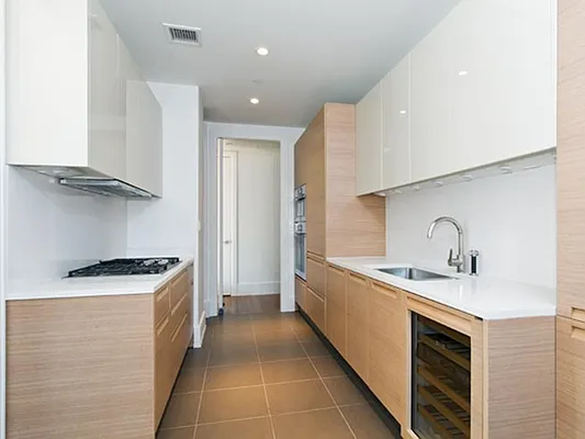 Sold by Sotheby's International Realty | media 18