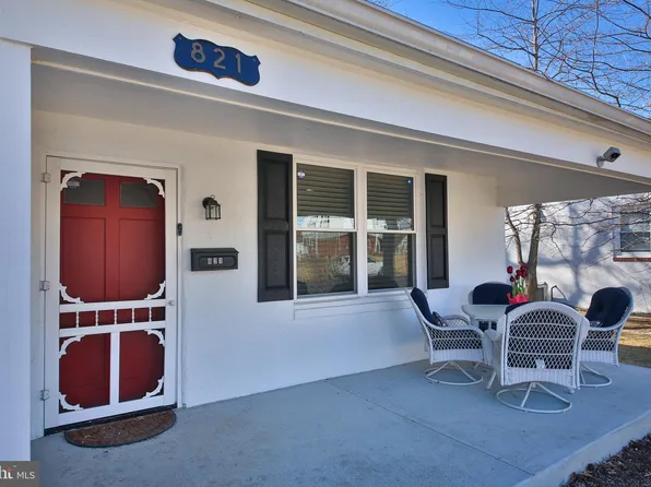 821 Mitchell Ave, Morton, PA 19070