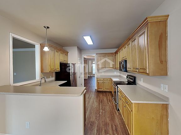 3rd image of 2017 Keene Cir
