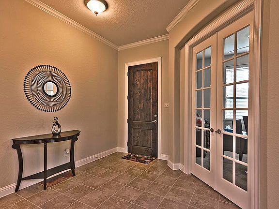 4th image of 554 Hammersmith Ln