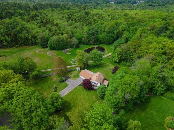 240 Middle Winchendon Road, Rindge, NH 03461