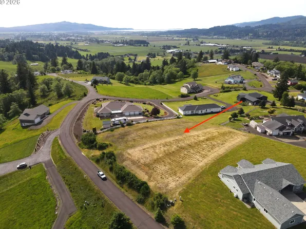 110 Skyview Rd #22, Tillamook, OR 97141