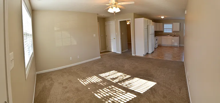 03 Living Room_1_10172016