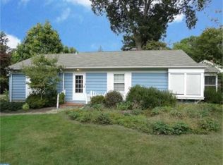 223 N State St, Newtown, PA 18940
