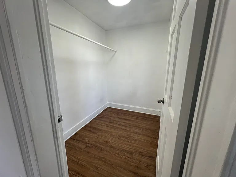 24 Robinson St #3 — Photo 7