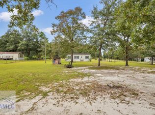 855 Coffee County Club Rd, Hortense, GA 31543