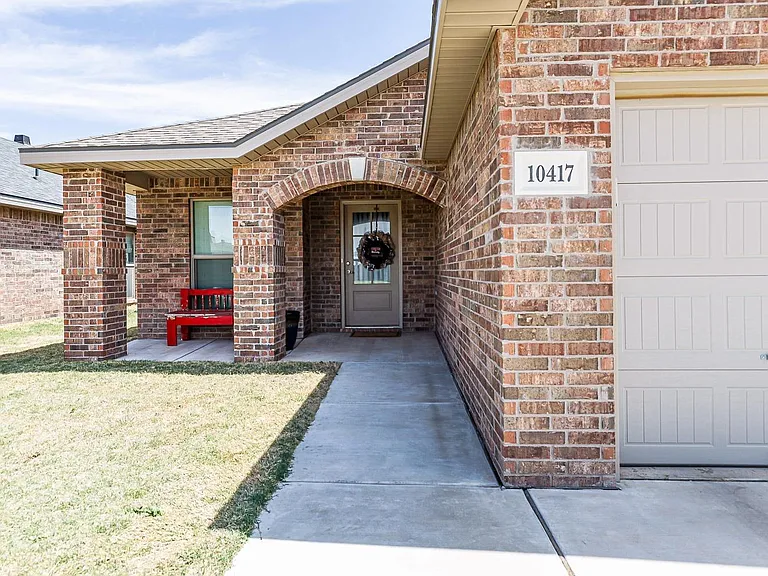 10417 Xenia Ave — Photo 2