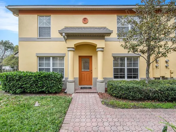 140 Coquina Bay Dr, Saint Petersburg, FL 33705