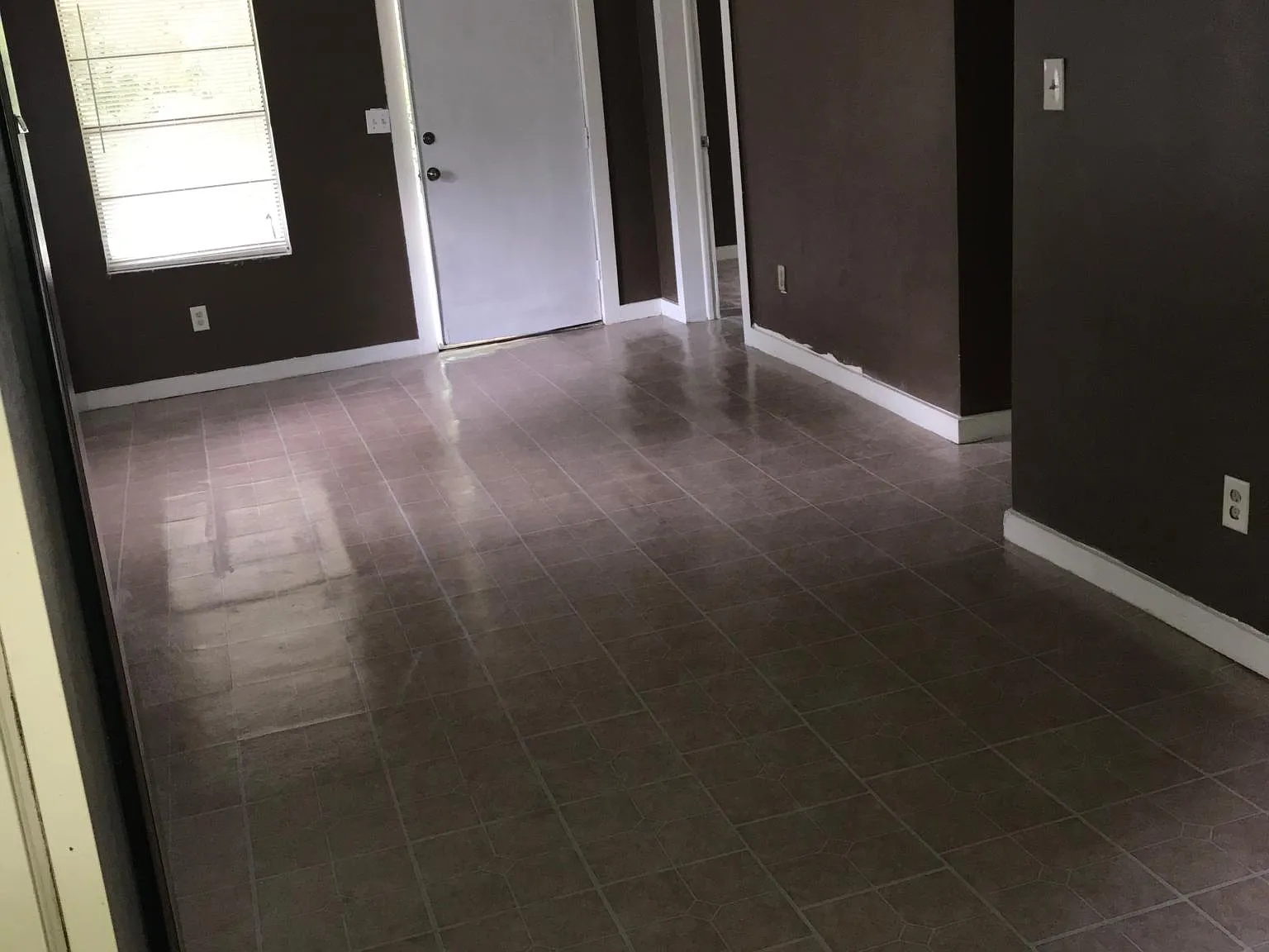 838 Floral St — Photo 2