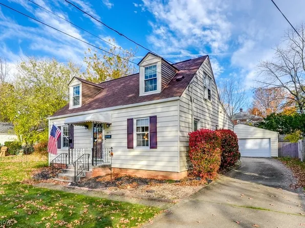 1871 18th St, Cuyahoga Falls, OH 44223