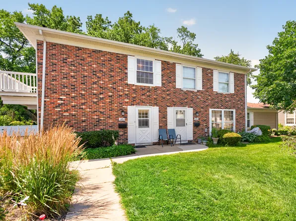 1370 Woodcutter Ln Unit D, Wheaton, IL 60189