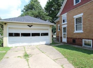 1630 S 10th St, Terre Haute, IN 47802