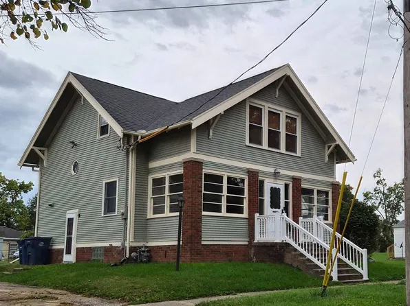 315 E Detroit Ave, Monmouth, IL 61462