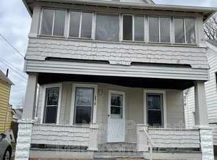 2918 Roanoke Ave #2, Cleveland, OH 44109