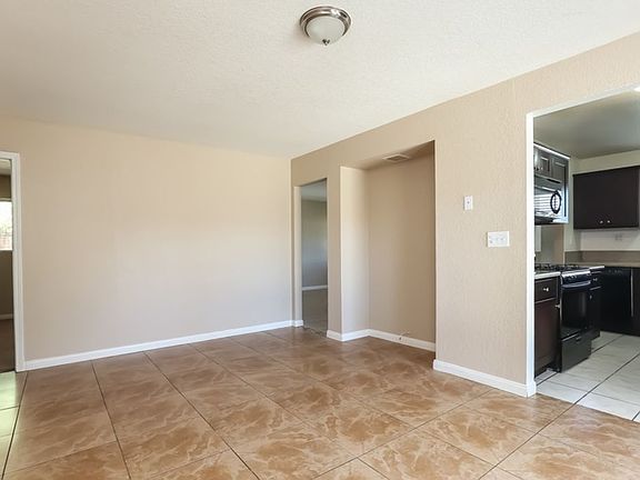 4th image of 15017 Franquette St
