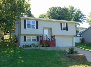 1147 New Towne Rd, Arnold, MO 63010