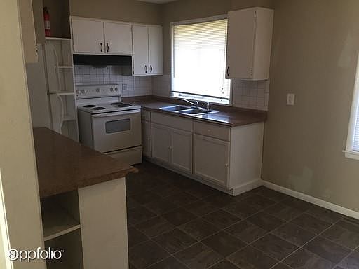 2nd image of 5806 Fairlane Dr