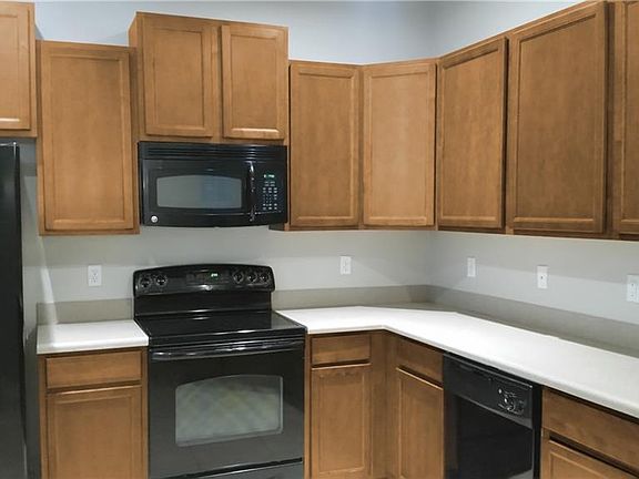 2nd image of 724 Ashentree Dr