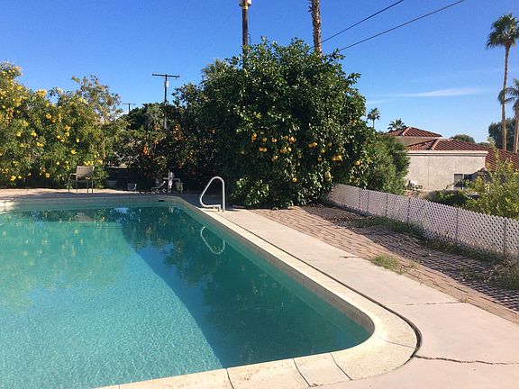 3rd image of 79297 Eisenhower Way