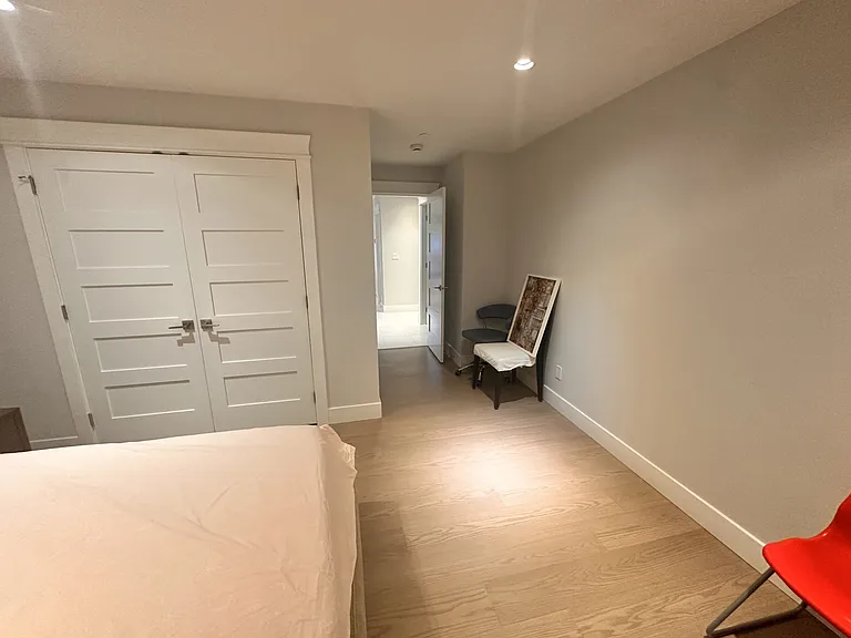2459 Lawson Ave — Photo 3