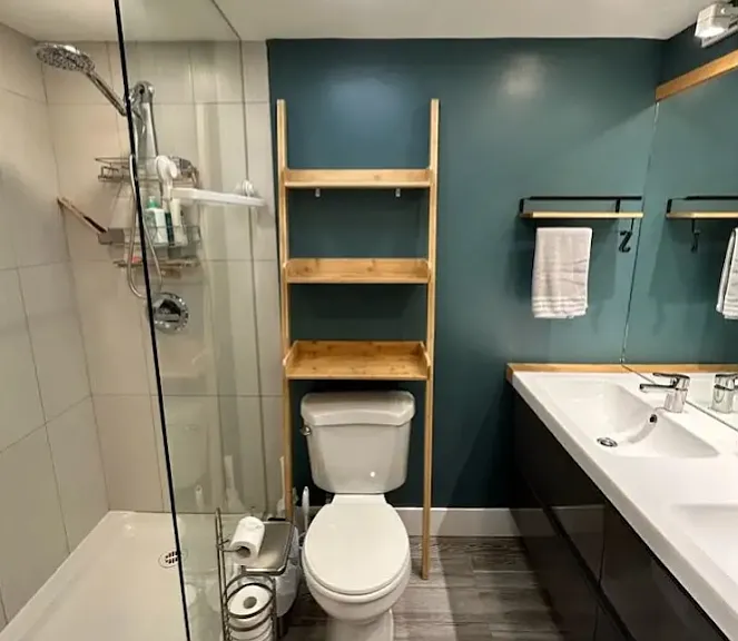 1200 Georgia St W #3 — Photo 9