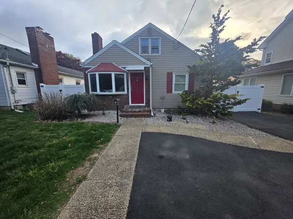 416 N Main St, Milltown, NJ 08850