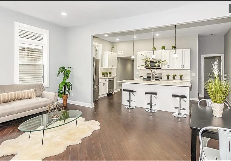 341 Parkway Ave — Photo 9