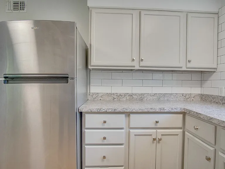 3371 Wellington Rd — Photo 15