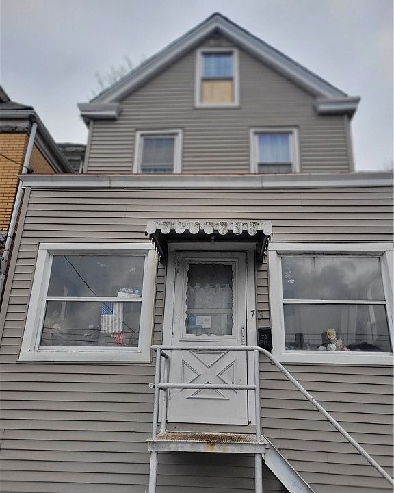 2nd image of 73 Greenbush St