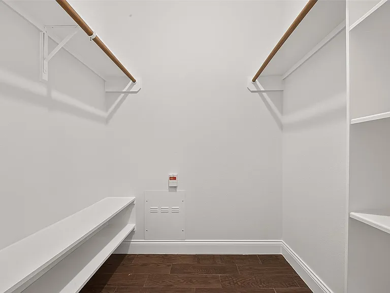 20707 Pine Rain Ct — Photo 34