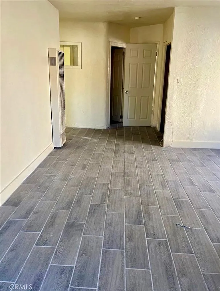3 bed, 2144 sqft, $2,900 — Photo 3