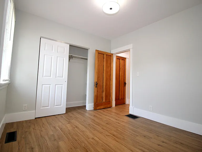 6841 Buckingham Pl — Photo 7