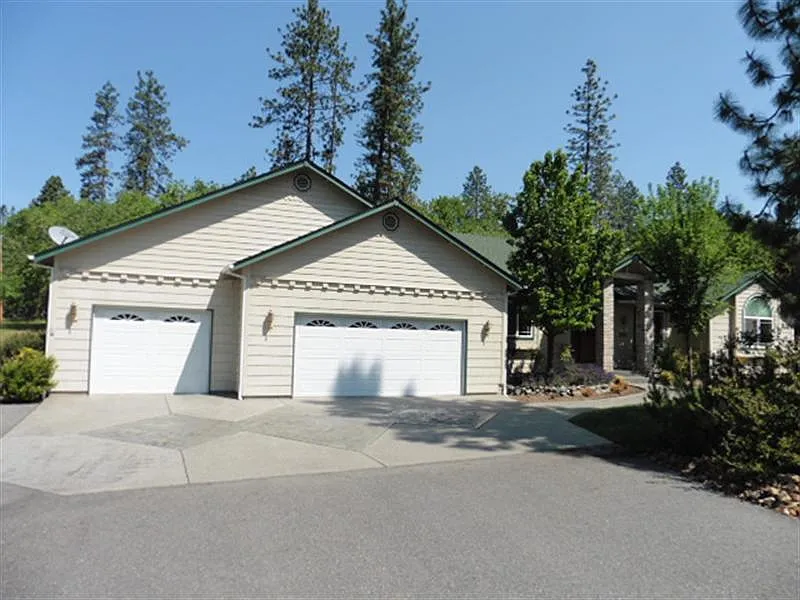 304 Kilborn Dr photo 1