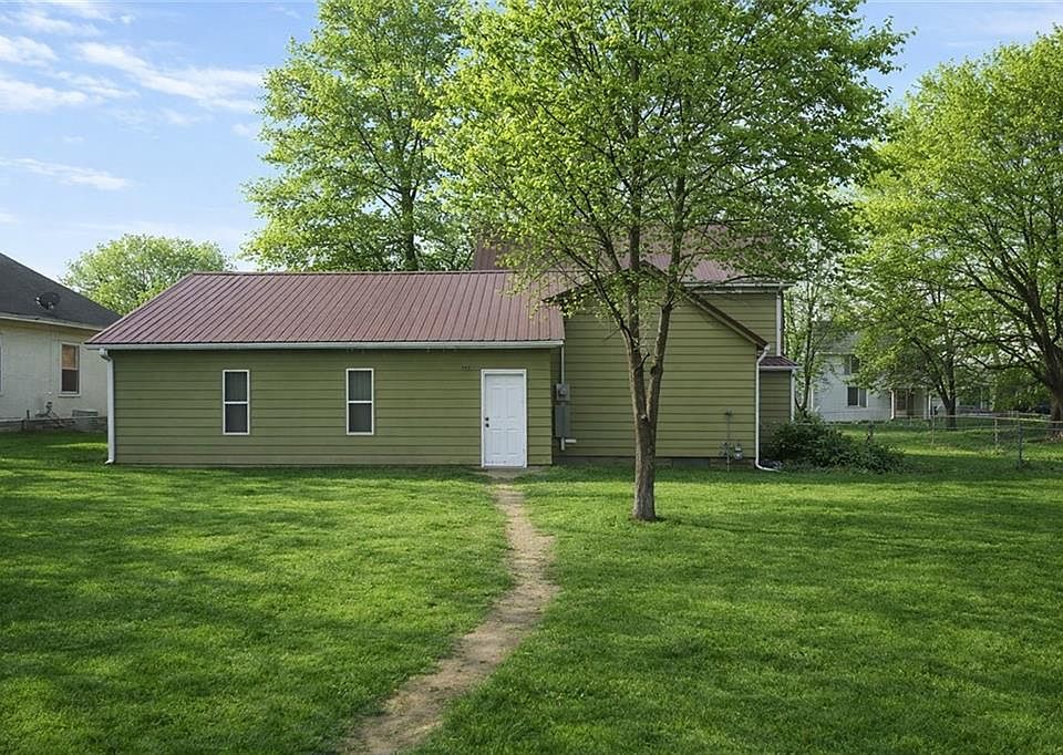 2nd image of 511 N Main St