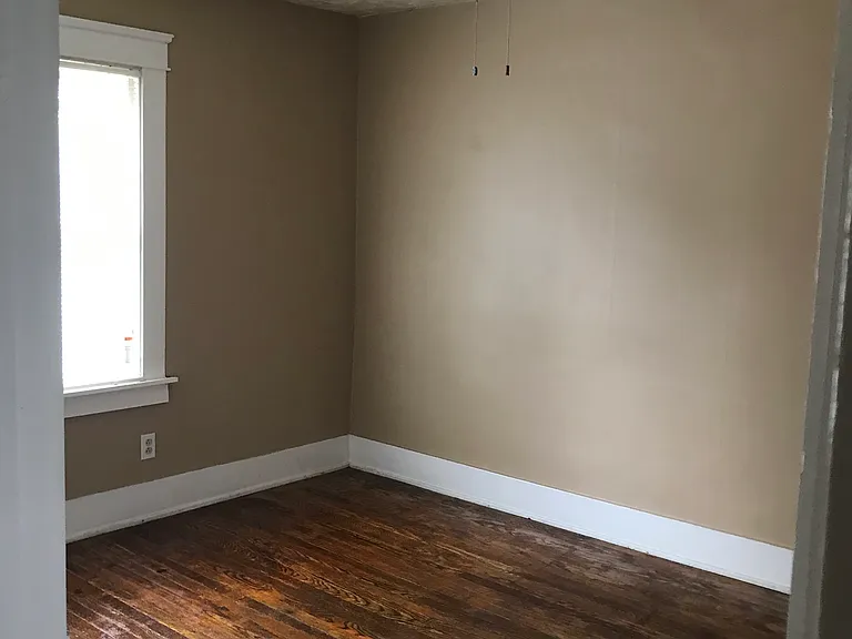 275 Belmont St NW — Photo 12