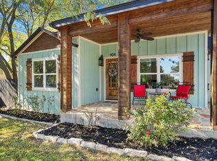 904 S Brazos St, Weatherford, TX 76086